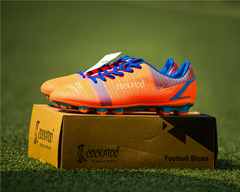 Latest football shoes shop